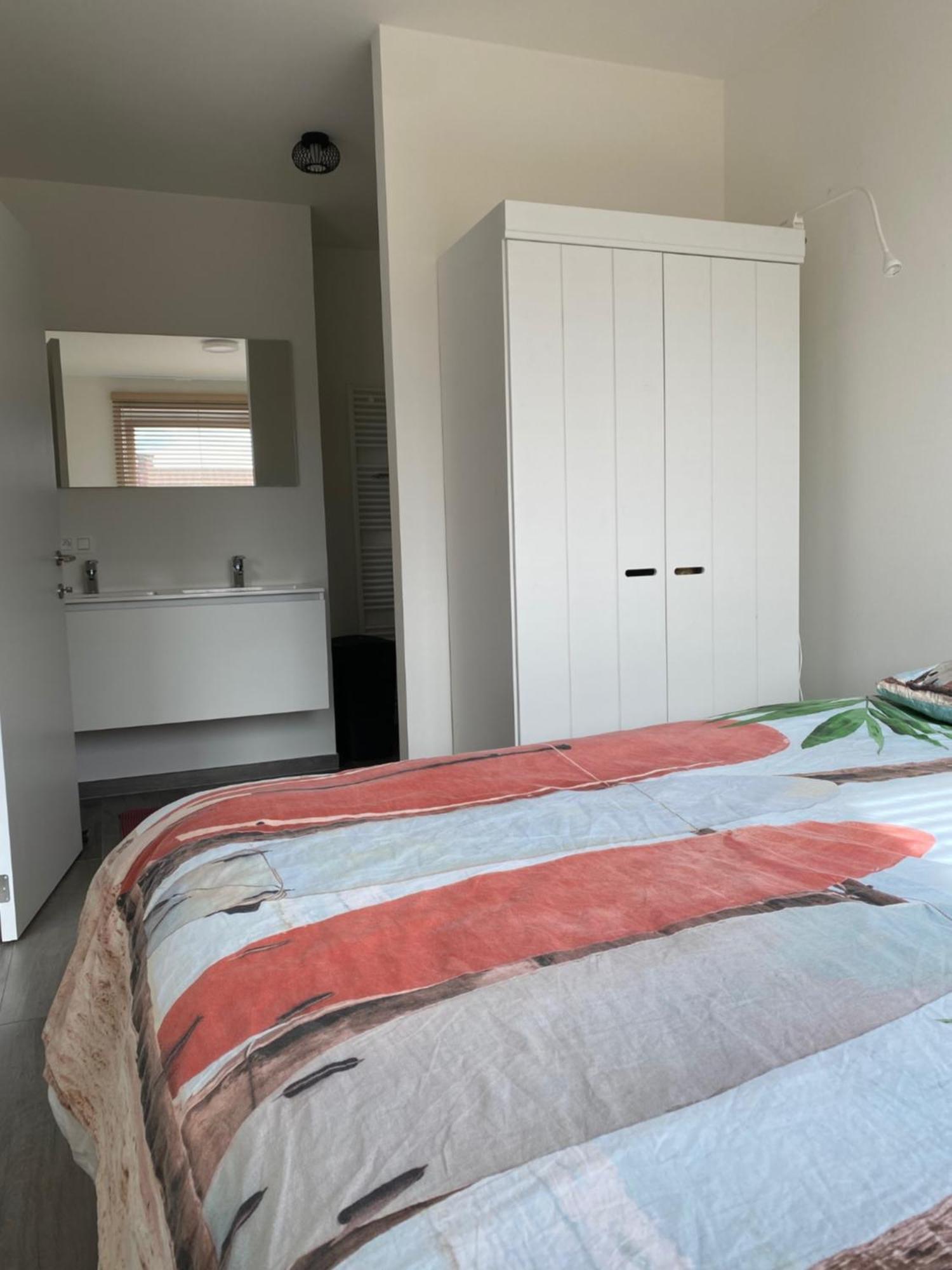 Appartement Residentie Nivaria Zeebrugge, Met 1 Slaapkamer Aan De Jachthaven Bruges