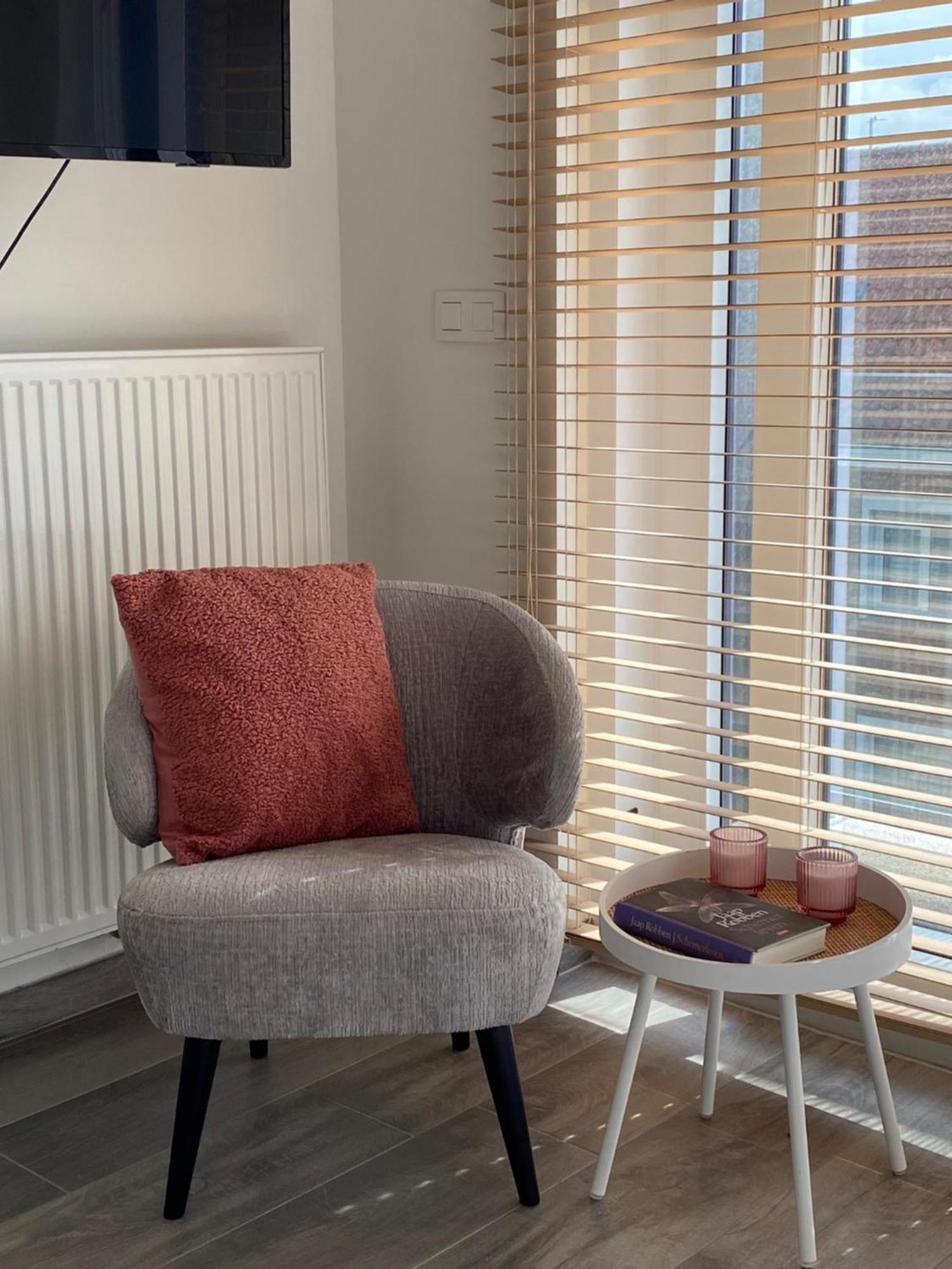 Residentie Nivaria Zeebrugge, Met 1 Slaapkamer Aan De Jachthaven Appartement Bruges
